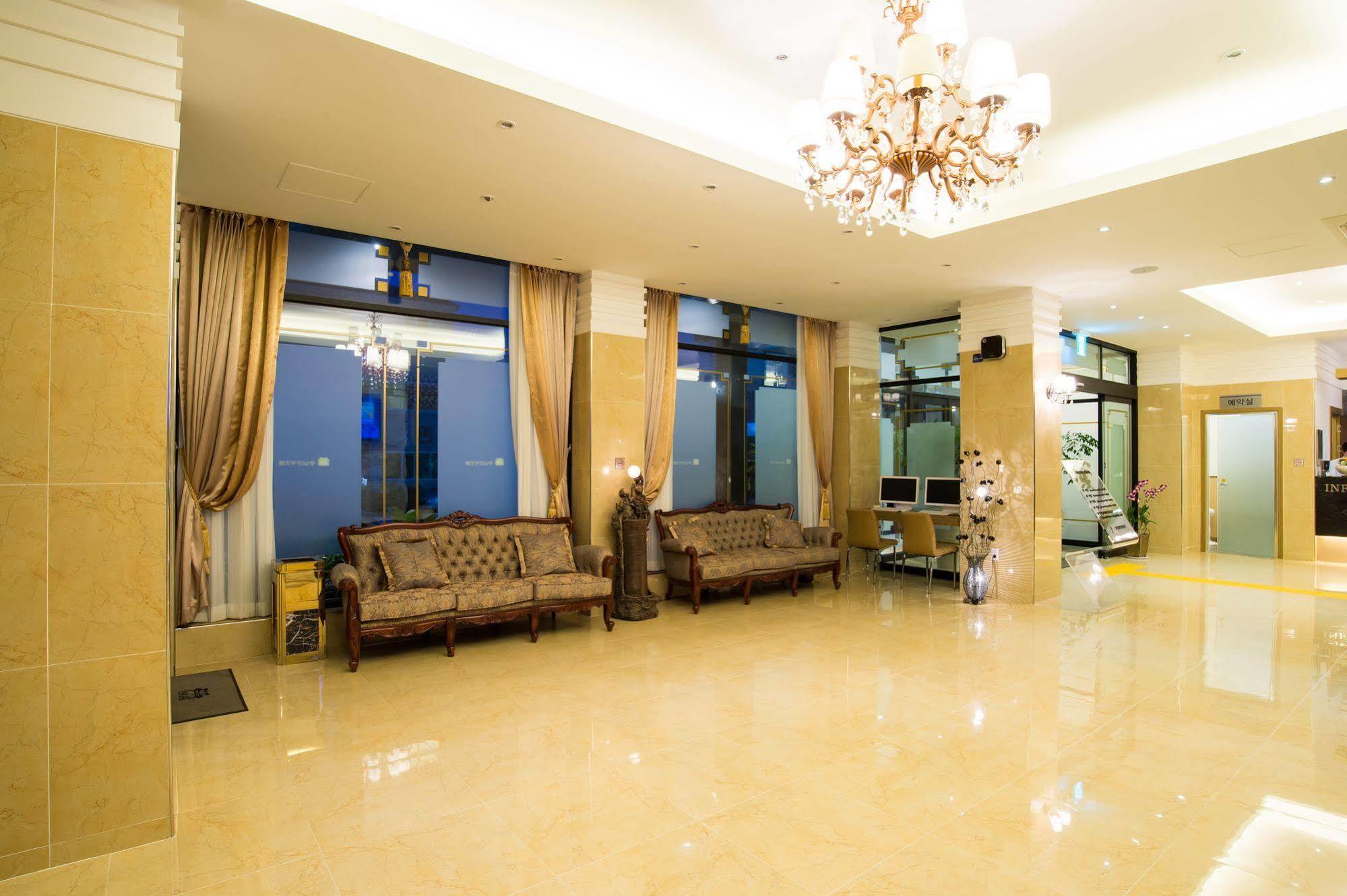 Pungnam Tourist Hotel Jeonju Zewnętrze zdjęcie