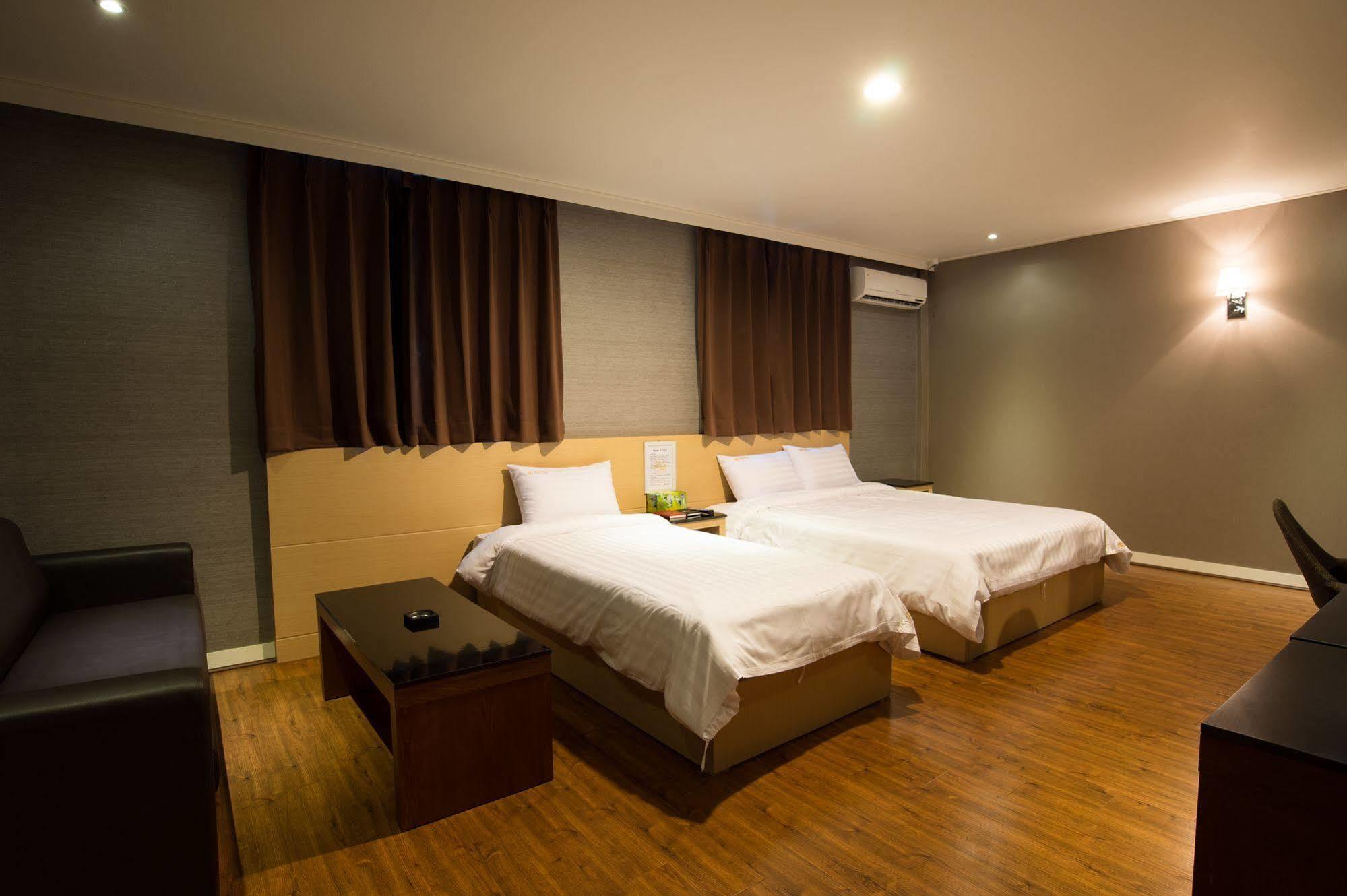 Pungnam Tourist Hotel Jeonju Zewnętrze zdjęcie