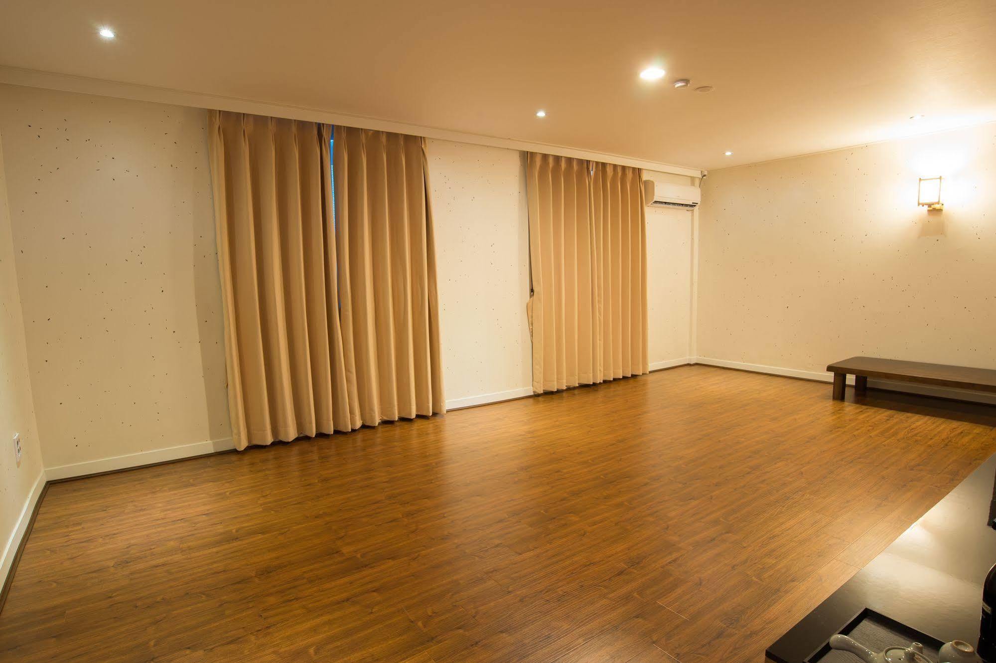 Pungnam Tourist Hotel Jeonju Zewnętrze zdjęcie